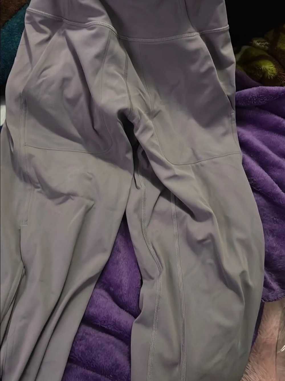 Lululemon size 4 opened on side like last photo provided.